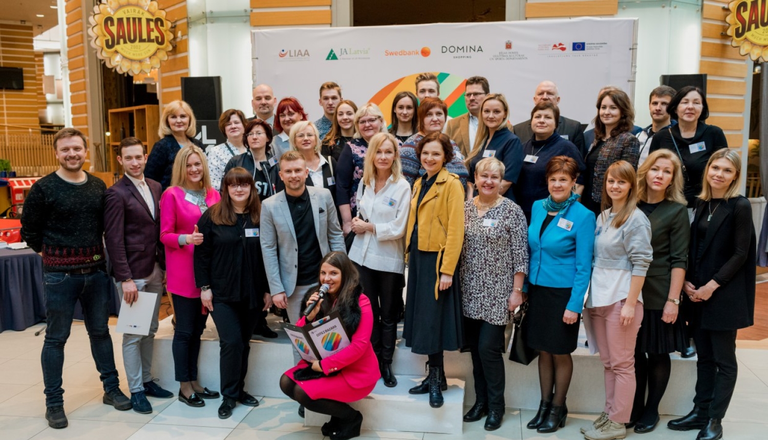 Patentu valde piedalās Junior Achievement Latvija SMU pasākumā “CITS BAZĀRS”